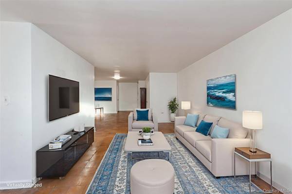 99-10 60th AVE #1C, Corona, NY 11368