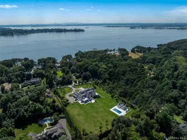 9 Hicks LN, Sands Point, NY 11050
