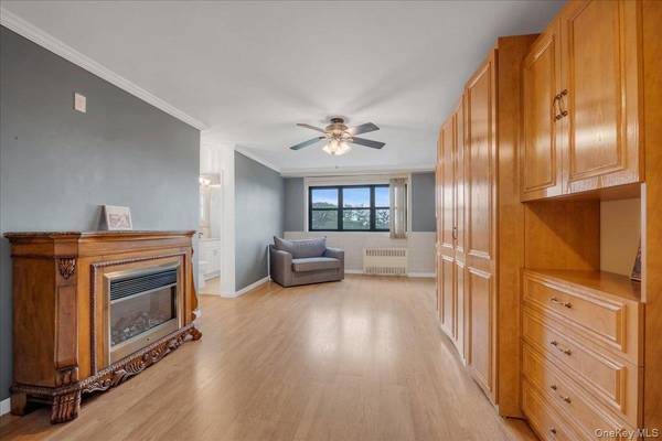 4200 Herkimer PL #6C, Bronx, NY 10470