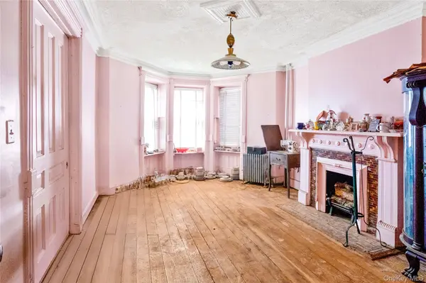 113 Halsey ST, Brooklyn, NY 11216