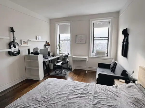 160-15 Powells Cove BLVD #A304, Beechhurst, NY 11357