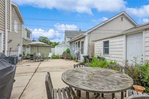 347 Bayville AVE, Bayville, NY 11709