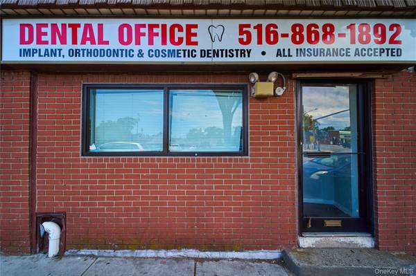 257-259 Nassau RD, Roosevelt, NY 11575