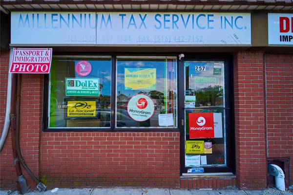 257-259 Nassau RD, Roosevelt, NY 11575
