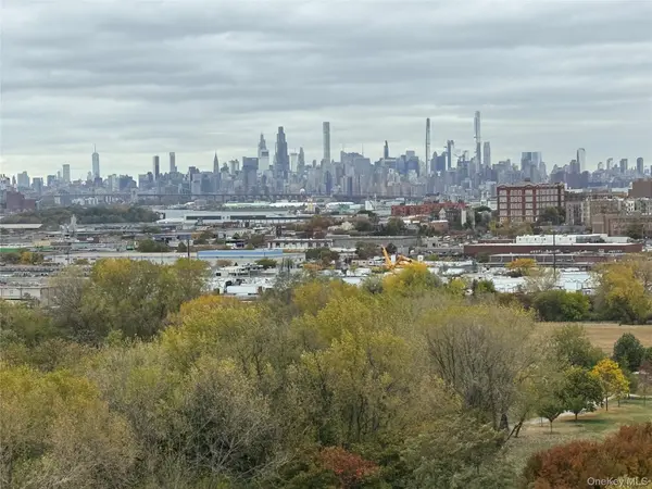825 Morrison AVE #16M, Bronx, NY 10473