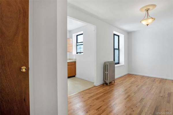 2400 Davidson AVE #B23, Bronx, NY 10468