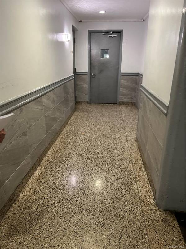 55-30 99th ST #2H, Corona, NY 11368