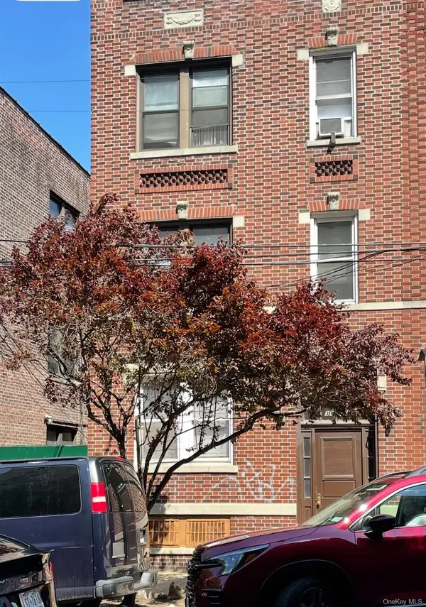 39-17 65 Pl, Woodside, NY 11377