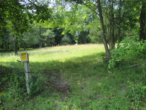 Brady RD, Warwick, NY 10990