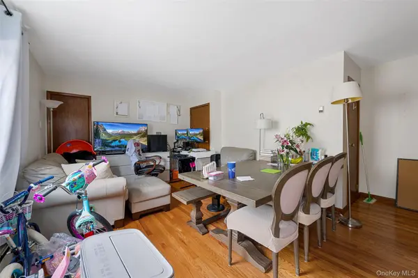 206-16 45th RD, Bayside, NY 11361