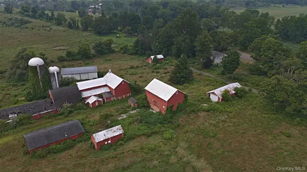 1820 County Route 7, Ancram, NY 12502