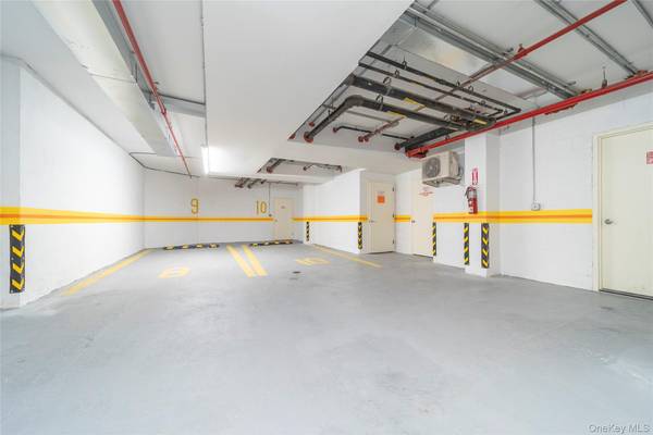 124-28 Queens BLVD #2D, Kew Gardens, NY 11415