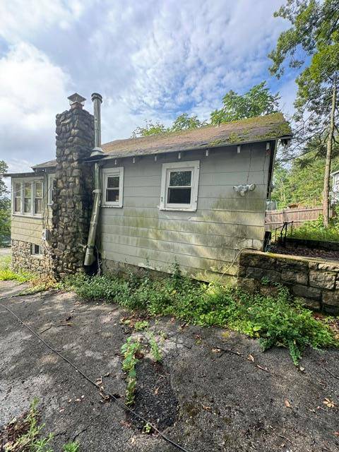 157 Tanglewylde RD, Lake Peekskill, NY 10537
