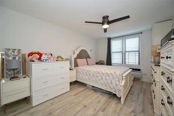 108-05 Astoria BLVD #1B, Astoria, NY 11369