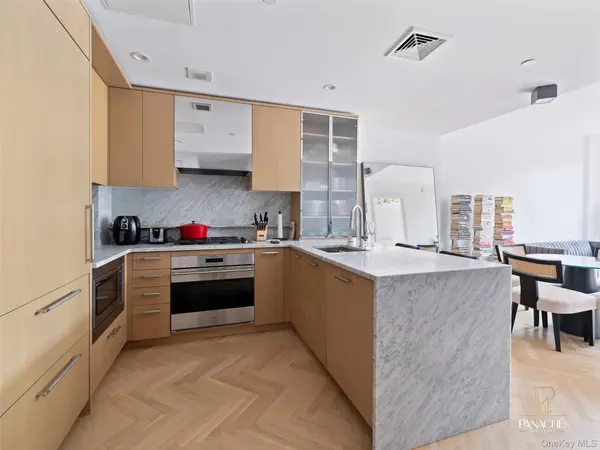 300 W 122nd ST #6N, New York (manhattan), NY 10027