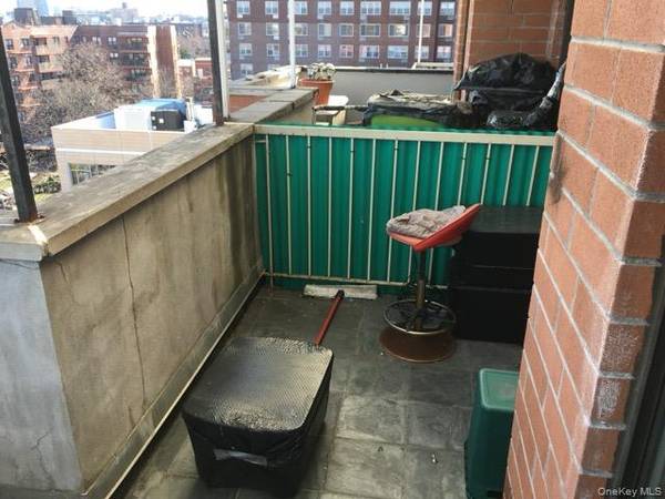 8523 Broadway #9B, Elmhurst, NY 11373