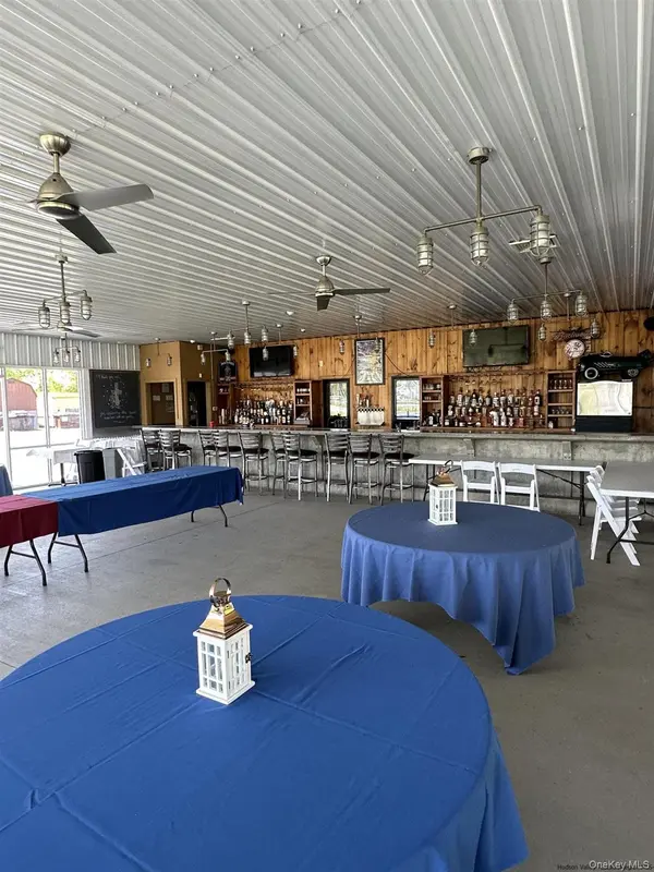 963 Kings HWY, Saugerties, NY 12477