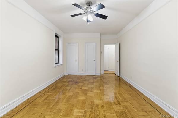 34-20 83rd ST #2D, Jackson Heights, NY 11372