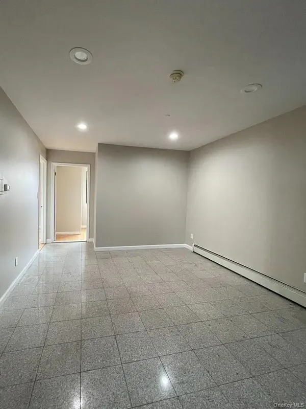 132-25 Pople Ave, Flushing, NY 11355