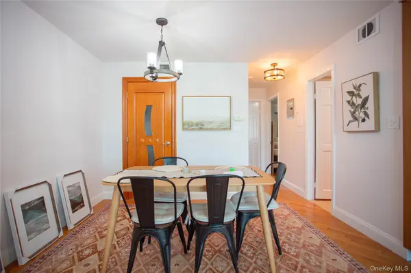 521 W Broadway #B, Long Beach, NY 11561