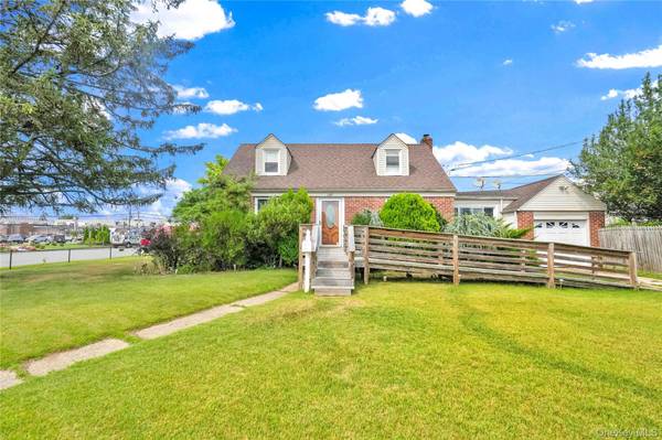 2347 Roosevelt AVE, East Meadow, NY 11554