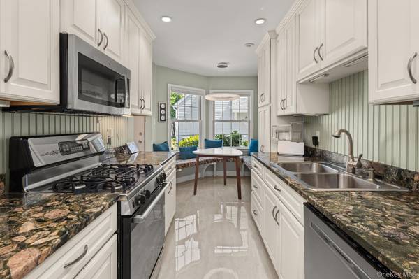 193 Hamilton AVE #20, Greenwich, CT 06830