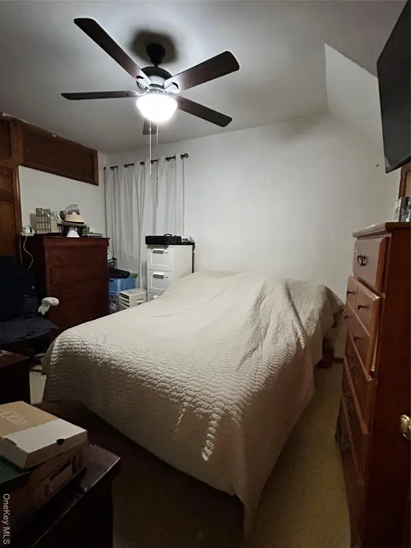 82 Burhans AVE, Yonkers, NY 10701