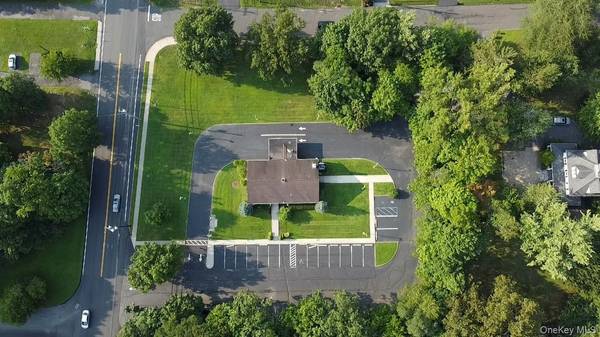 230 N Middletown RD, Pearl River, NY 10965
