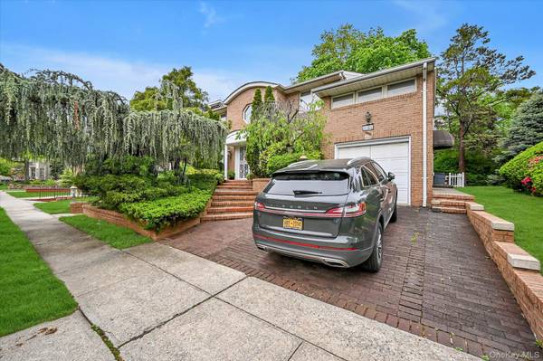 138-45 78th Drive, Kew Garden Hills, NY 11367