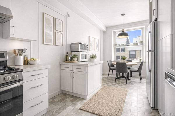 390 Riverside DR #15D, New York (manhattan), NY 10025