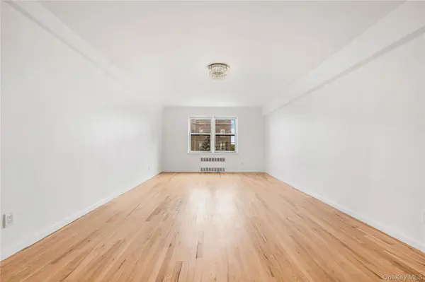 72-10 112 ST #5H, Forest Hills, NY 11375