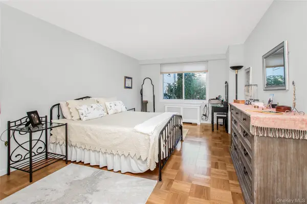 3333 Henry Hudson Pkwy #2R, Bronx, NY 10463
