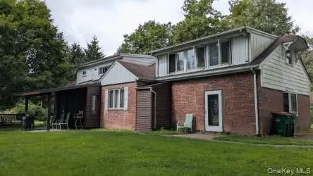 22 Old Mill RD, Poughkeepsie, NY 12603
