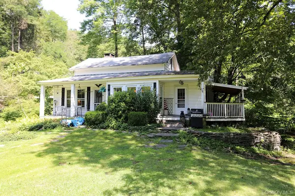 66 Raspberry Park RD, Long Eddy, NY 12760