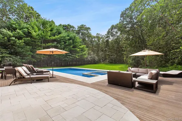 20 Devonshire LN, Amagansett, NY 11930