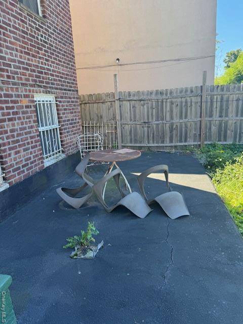 841 E 226th ST, Bronx, NY 10466