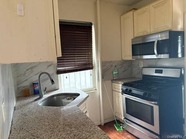 106-03 177th ST, Jamaica, NY 11433