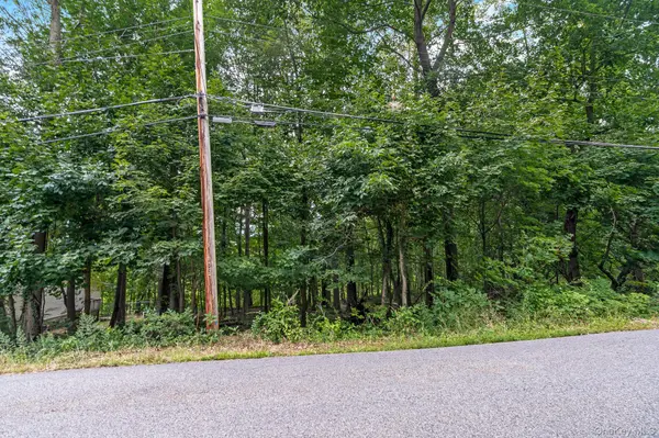 Sagamore AVE, Mohegan Lake, NY 10547