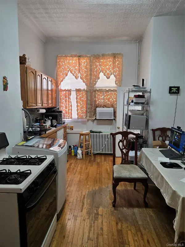 1530 Gates AVE, Brooklyn, NY 11237