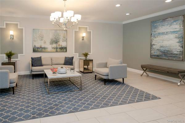 200 Diplomat DR #8B, Mount Kisco, NY 10549