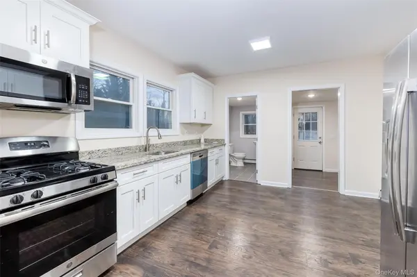 30170 Main RD, Cutchogue, NY 11935