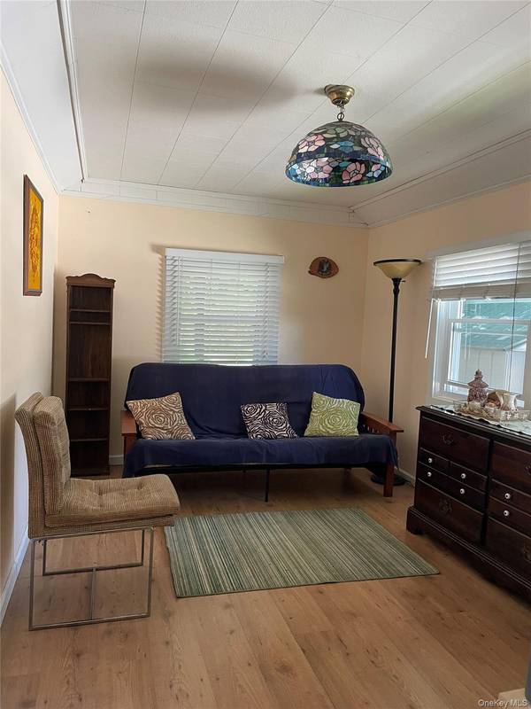 3155 Lexington AVE #14, Mohegan Lake, NY 10567