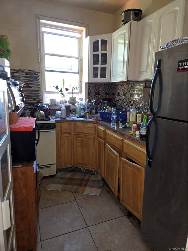 343 Rutland RD, Brooklyn, NY 11225