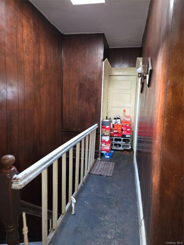 343 Rutland RD, Brooklyn, NY 11225