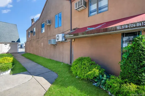107-109 Broadway #107, Hicksville, NY 11801