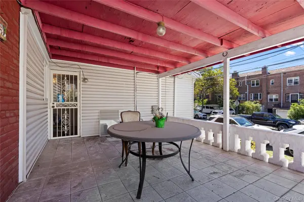 64-41 Wetherole ST, Rego Park, NY 11374