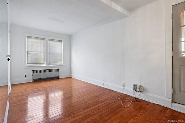 64-41 Wetherole ST, Rego Park, NY 11374