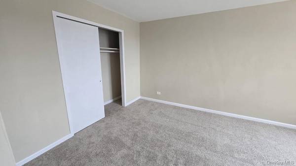 175-20 Wexford TER #3S, Jamaica Estates, NY 11432