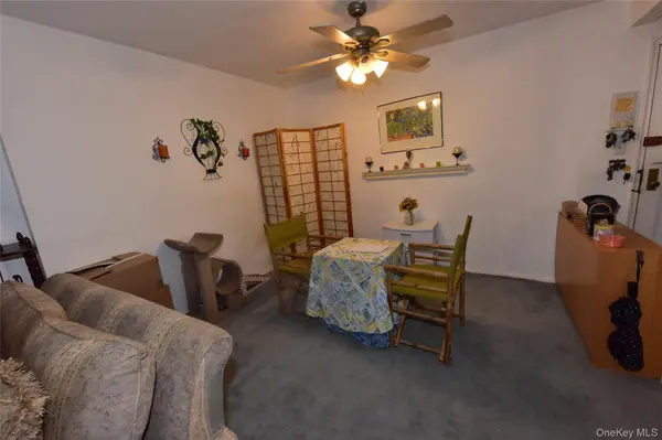 204-15 Foothill AVE #B77, Hollis, NY 11423