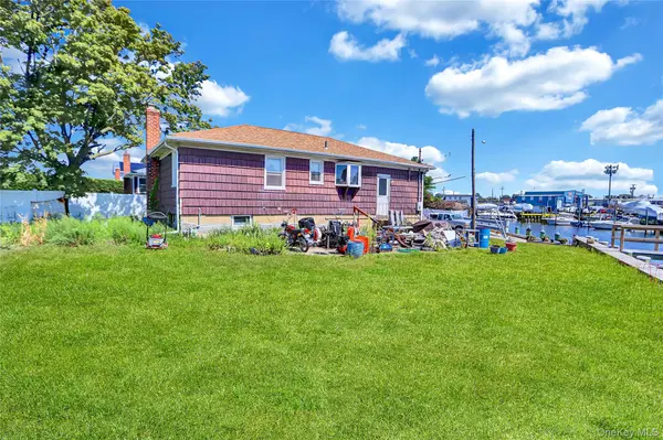 3354 Murdock AVE, Oceanside, NY 11572